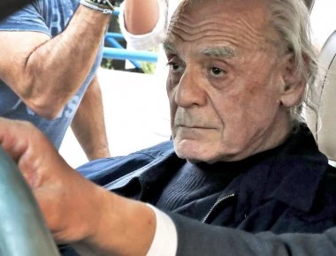 Βγήκε από την φυλακή ο Άκης Τσοχατζόπουλος - Θέλει να δει την οικογένειά του